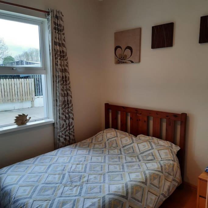 Cheerful Three Bedroom Country Cottage بالينا المظهر الخارجي الصورة